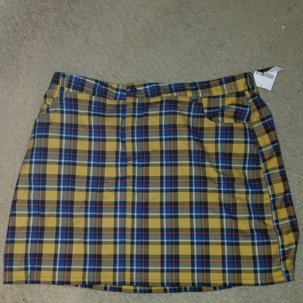 Plaid skirt